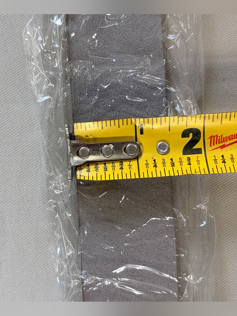 Gray Floral Luxe Etched Blossom Buckle Belt - Picture 5 of 8